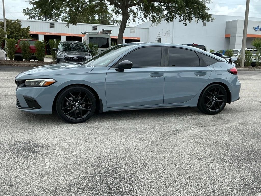 Used 2023 Honda Civic Sport image 3