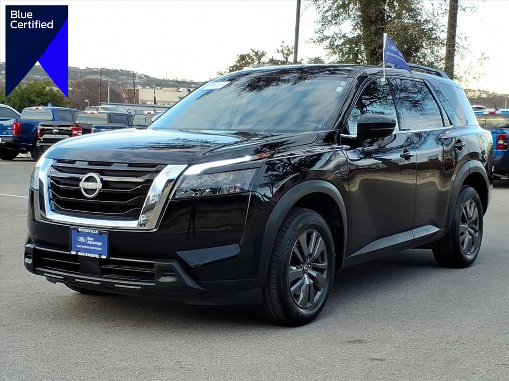 Used 2025 Nissan Pathfinder SV