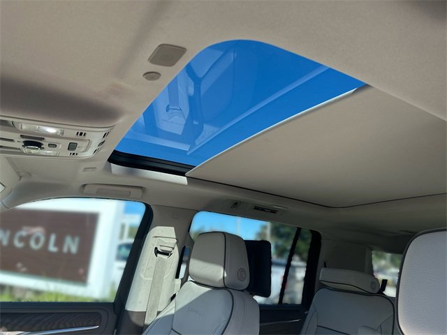 Used 2023 GMC Yukon XL Denali w/ Denali Reserve Package image 23