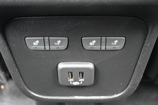 Used 2020 Chevrolet Equinox Premier image 30