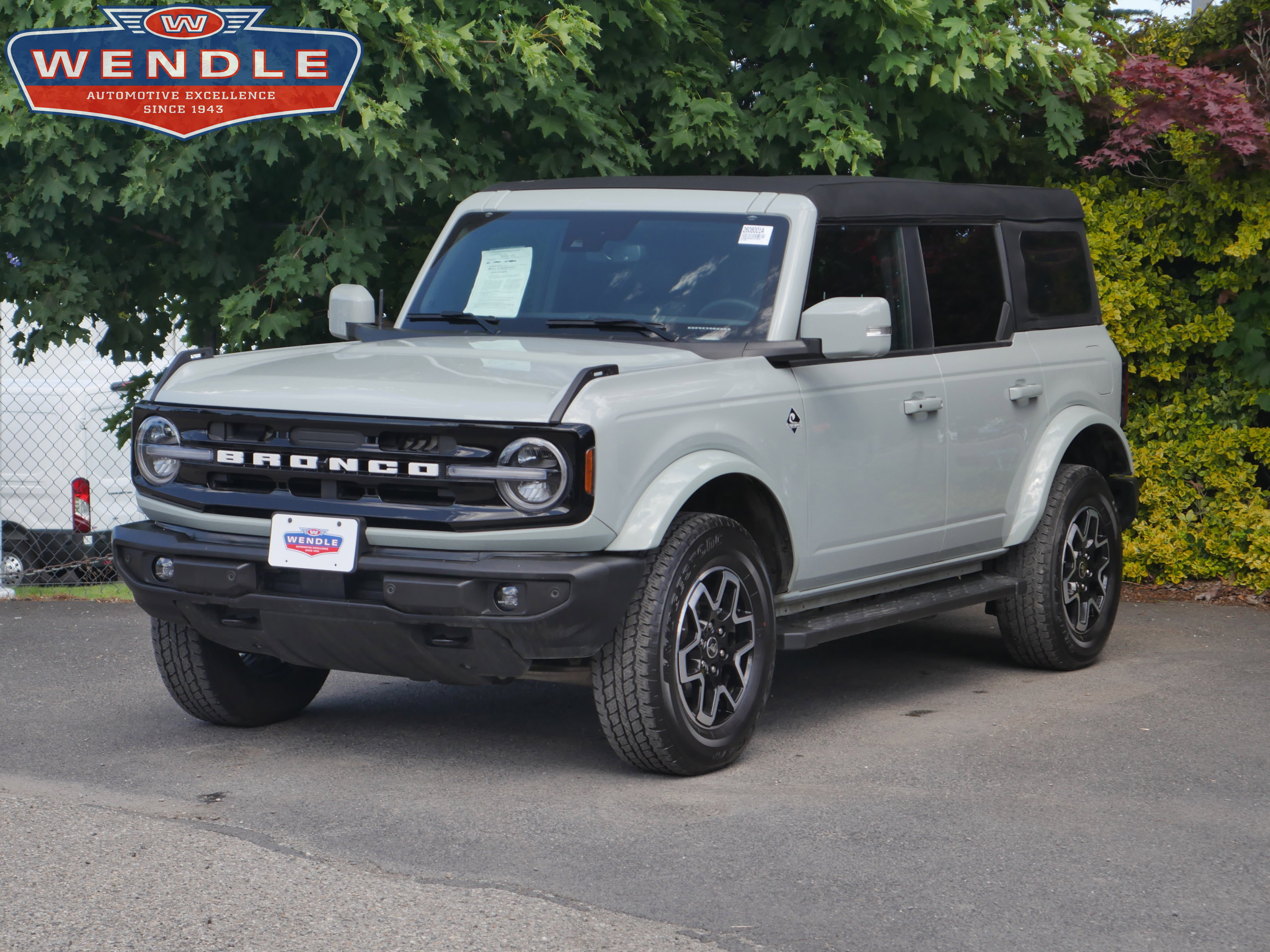 Certified 2024 Ford Bronco Outer Banks