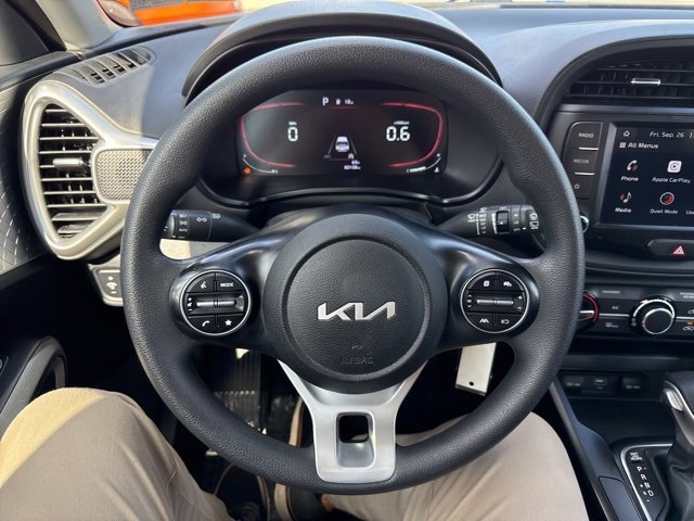 Used 2023 Kia Soul LX w/ LX Technology Package image 34