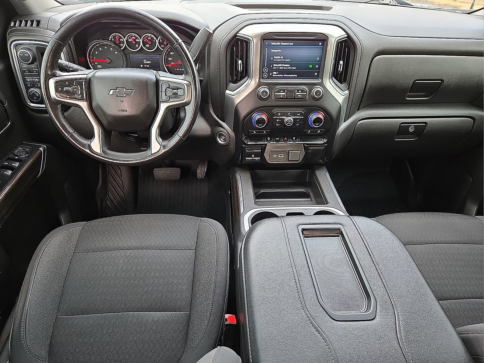 Used 2021 Chevrolet Silverado 1500 LT Trail Boss w/ Bed Protection Package image 11