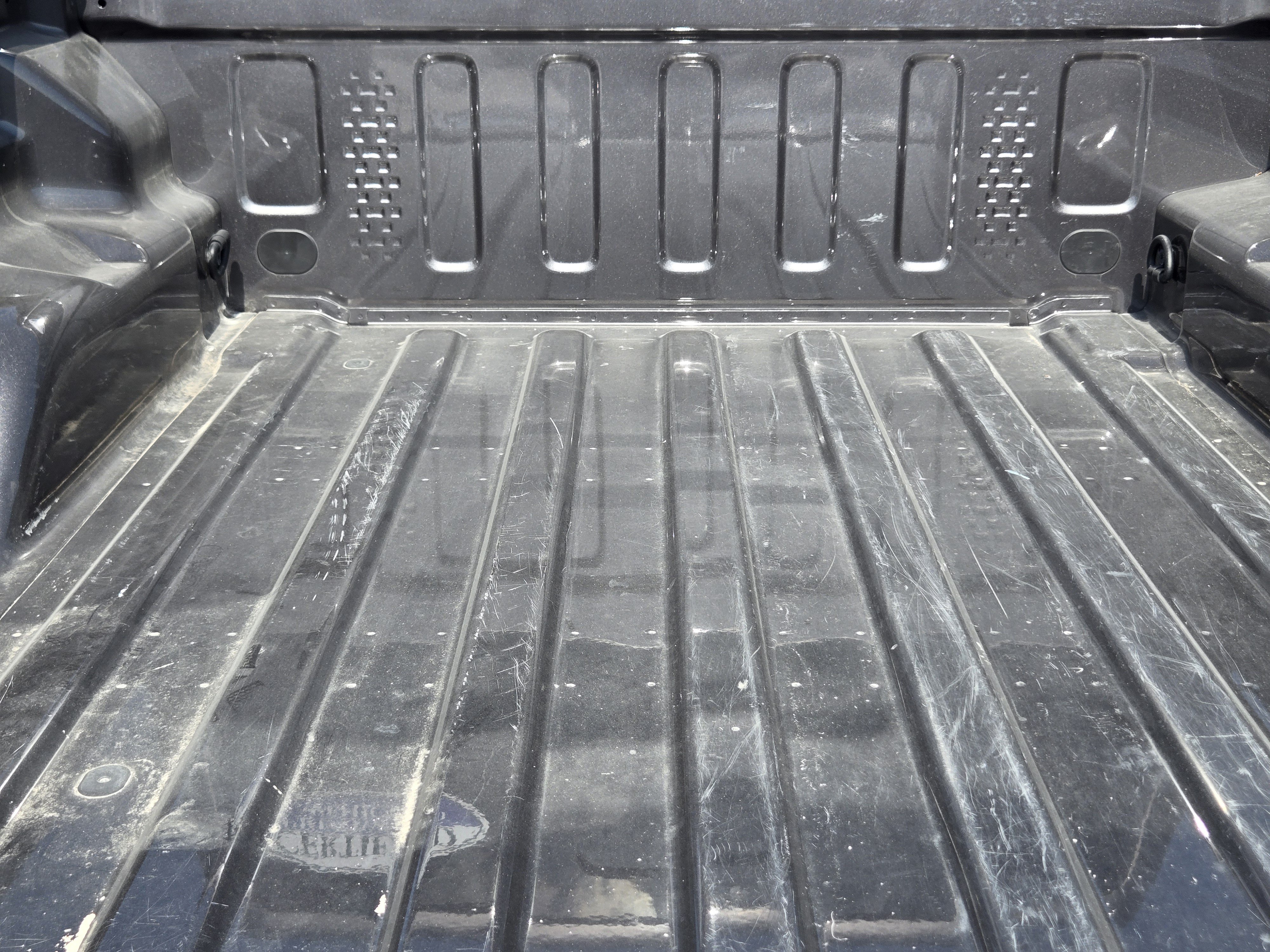 Used 2025 Jeep Gladiator Sport AWD/4WD image 30