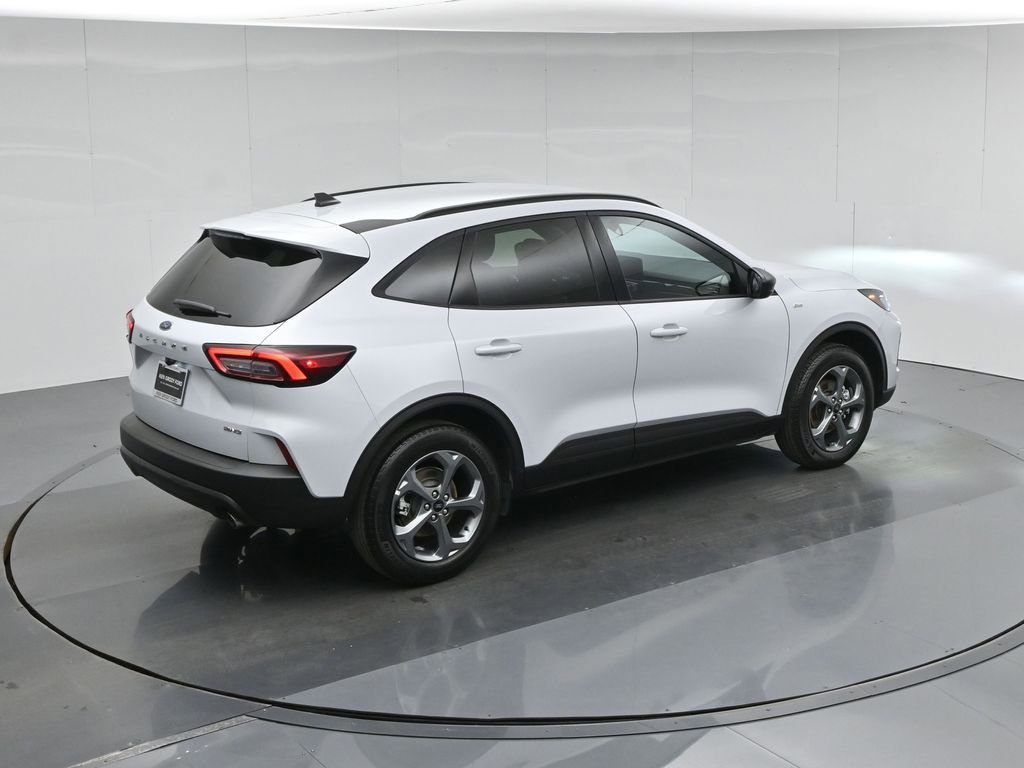 Certified 2025 Ford Escape ST-Line AWD/4WD image 43