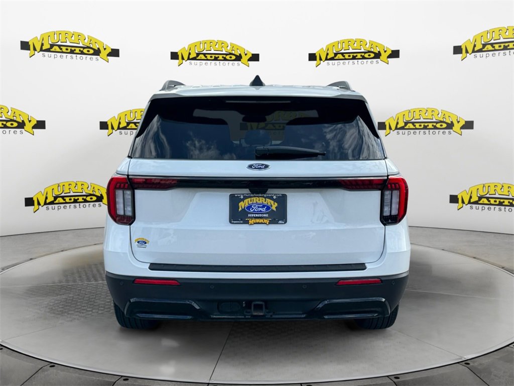 Certified 2025 Ford Explorer ST-Line image 3