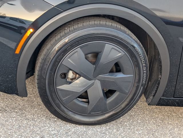 Used 2025 Toyota Prius LE image 5