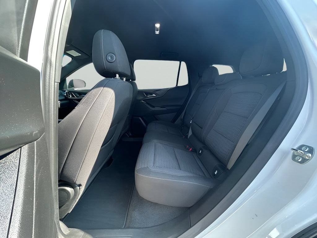 Used 2025 Chevrolet Equinox LT FWD image 22