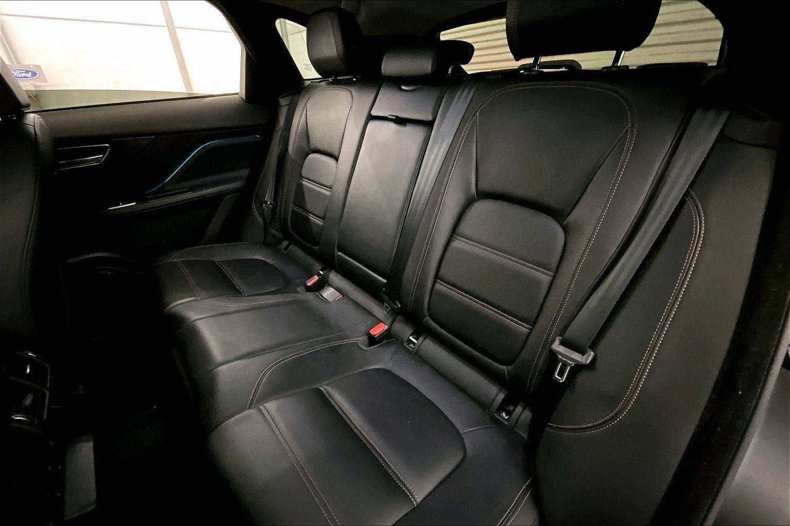 Used 2020 Jaguar F-PACE Prestige image 25