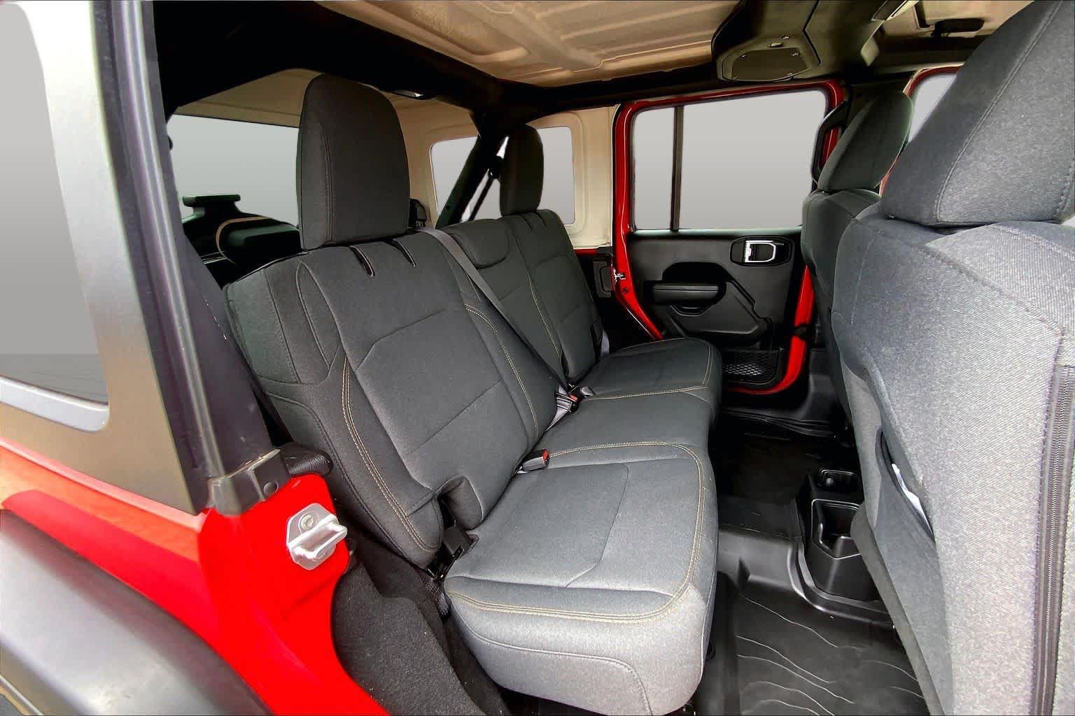 Used 2025 Jeep Wrangler Unlimited Sport AWD/4WD image 20