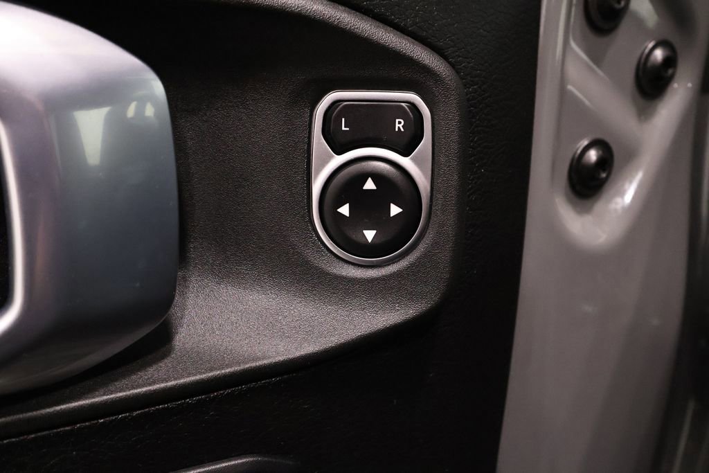 Used 2023 Jeep Gladiator Willys image 12