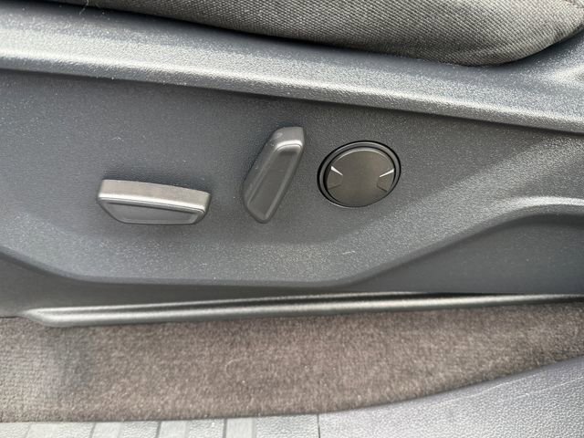 Certified 2022 Ford F150 XLT w/ Equipment Group 302A High image 28