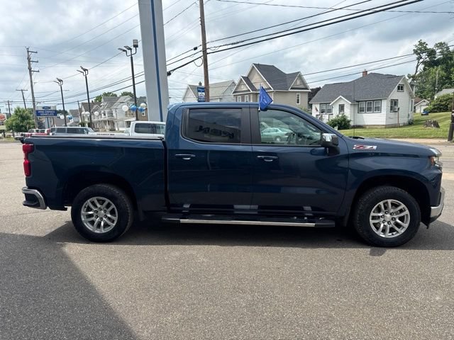 Used 2021 Chevrolet Silverado 1500 LT w/ Z71 Off-Road Package AWD/4WD image 5