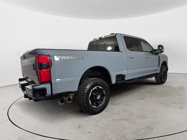 Certified 2025 Ford F350 Platinum w/ Tremor Off-Road Package AWD/4WD image 5