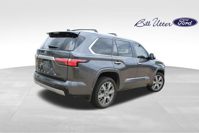 Used 2024 Toyota Sequoia Capstone AWD/4WD image 5