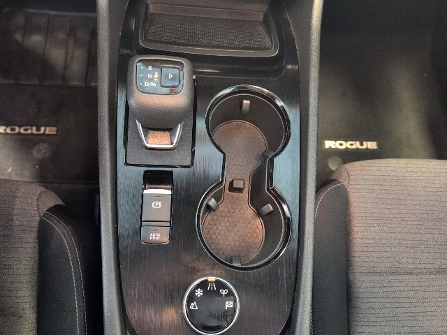 Used 2021 Nissan Rogue SV image 22