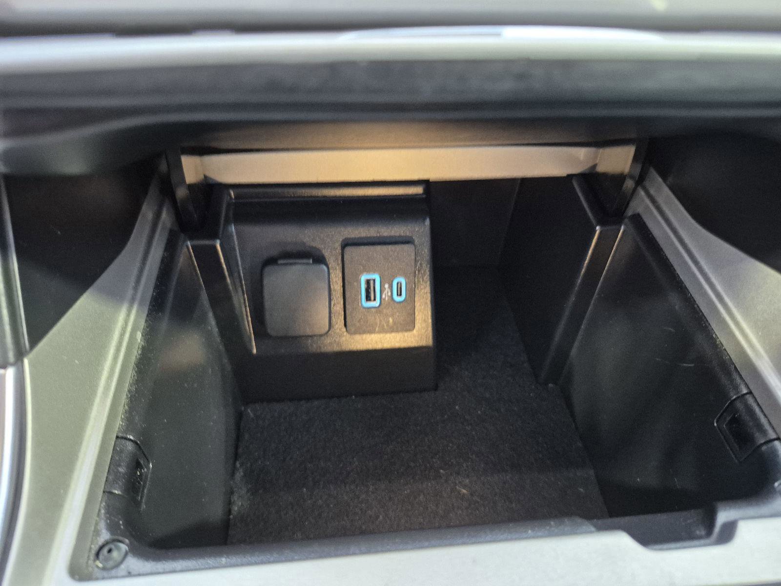 Certified 2023 Ford Explorer XLT w/ Equipment Group 202A image 19