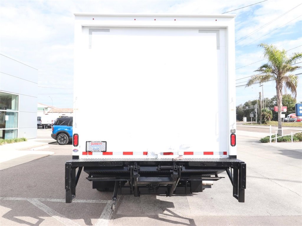 Certified 2022 Ford E-350 and Econoline 350 Super Duty w/ Power Windows & Locks Group image 4