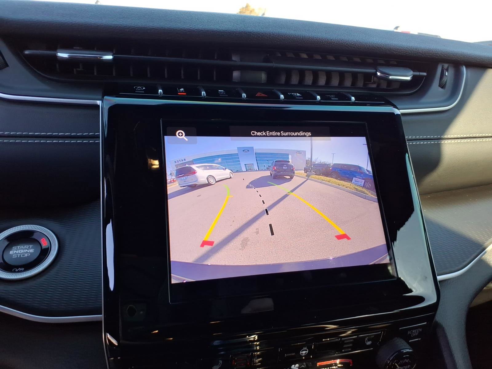 Used 2024 Jeep Grand Cherokee L Altitude image 21