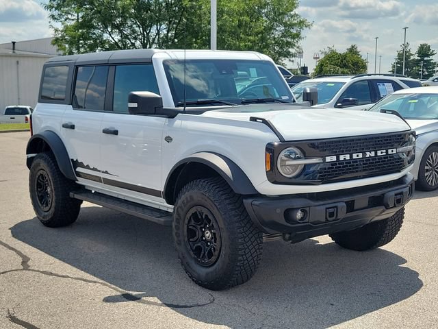 Certified 2022 Ford Bronco Wildtrak AWD/4WD image 3