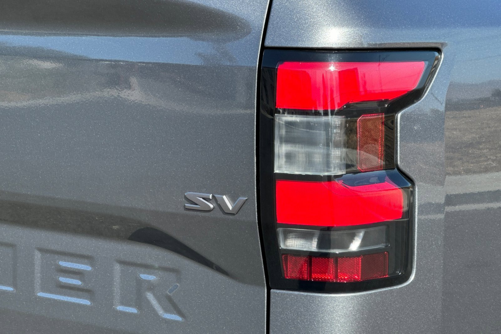 Used 2022 Nissan Frontier SV image 25