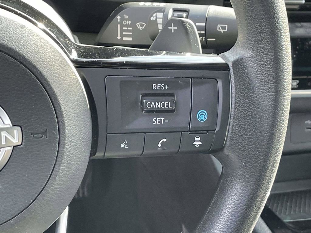 Used 2023 Nissan Rogue SV image 20