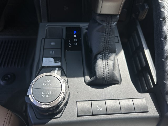 Used 2026 Toyota 4Runner Limited AWD/4WD image 27