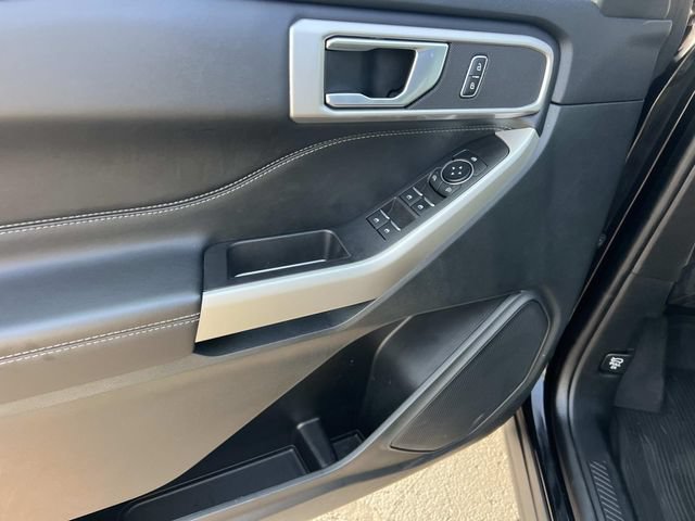 Certified 2024 Ford Explorer XLT AWD/4WD image 18