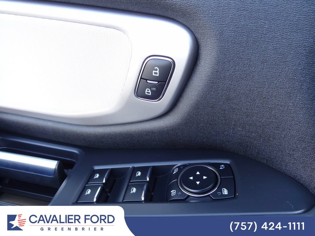 Certified 2026 Ford Expedition Active AWD/4WD image 19