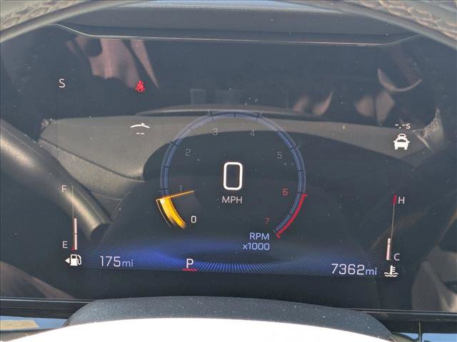 Used 2025 Chevrolet Trax ACTIV w/ Driver Confidence Package image 14