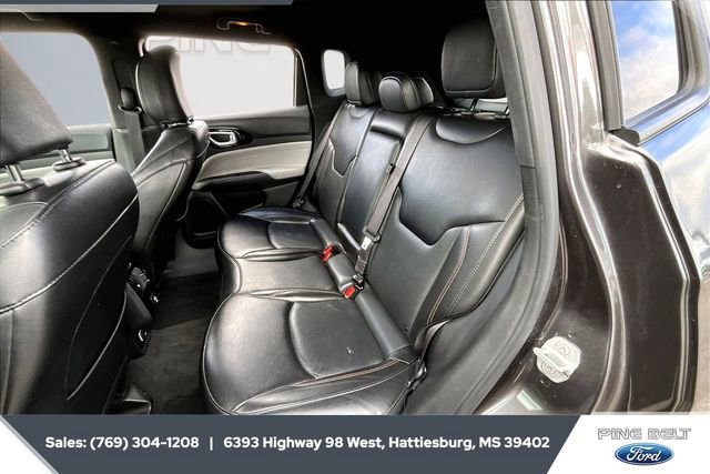 Used 2023 Jeep Compass Limited image 19