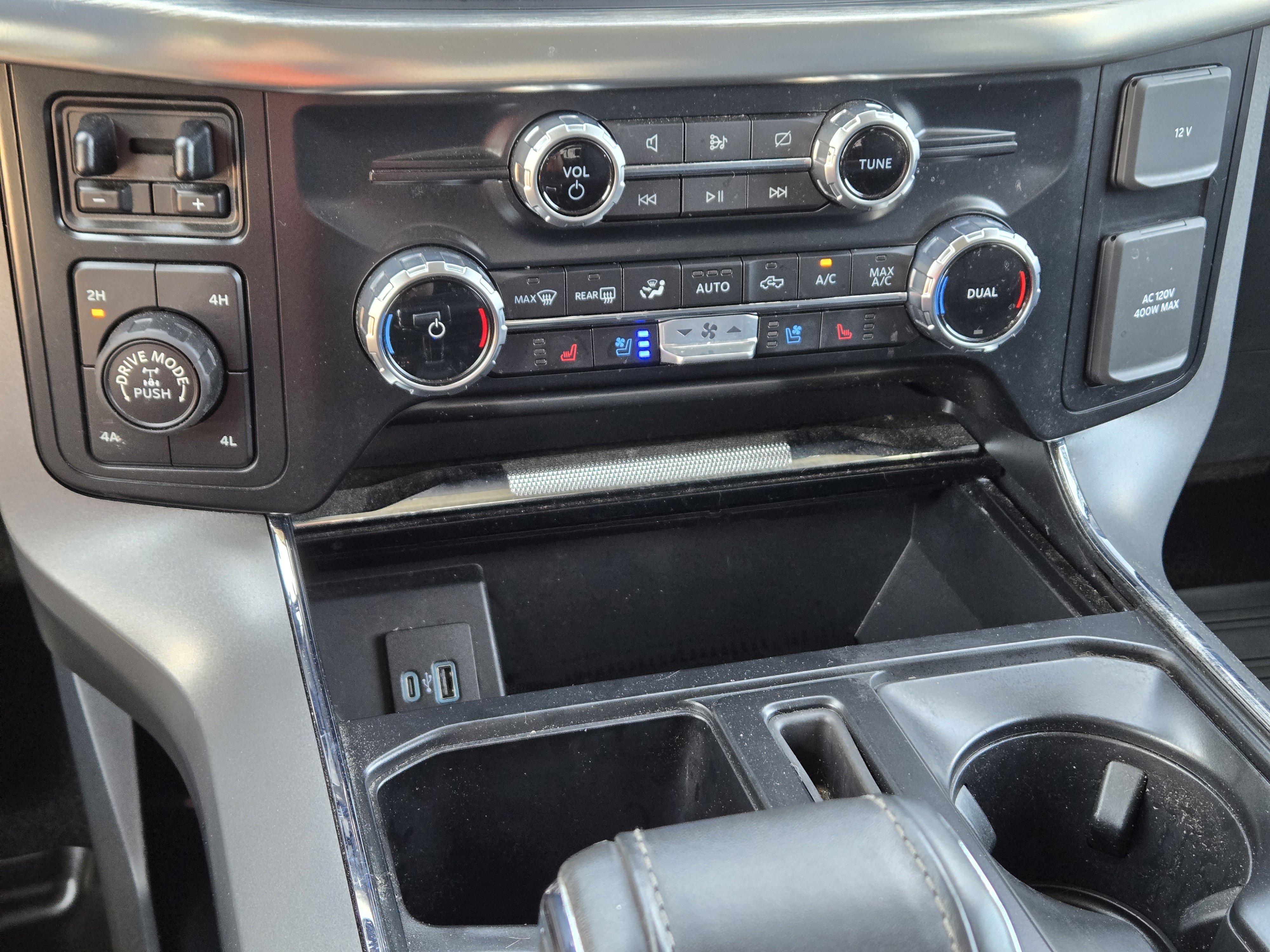 Certified 2023 Ford F150 Lariat w/ Trailer Tow Package AWD/4WD image 30