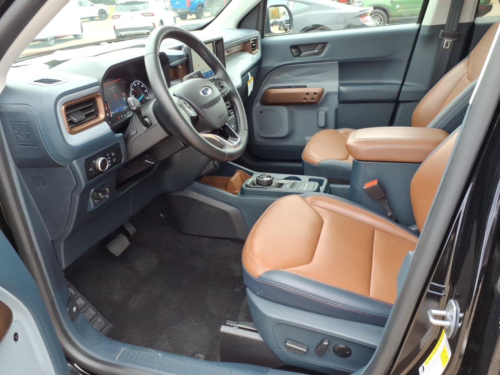 Certified 2024 Ford Maverick Lariat w/ 4K Tow Package AWD/4WD image 10