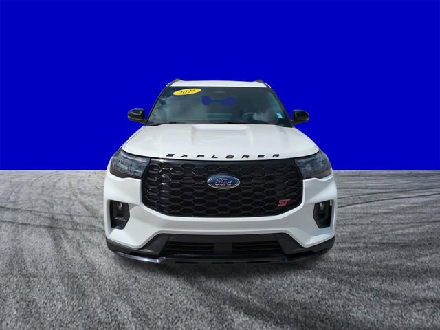 Certified 2025 Ford Explorer ST w/ Sun And Sound Package AWD/4WD image 9