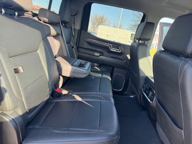 Used 2023 Chevrolet Silverado 1500 LTZ image 30