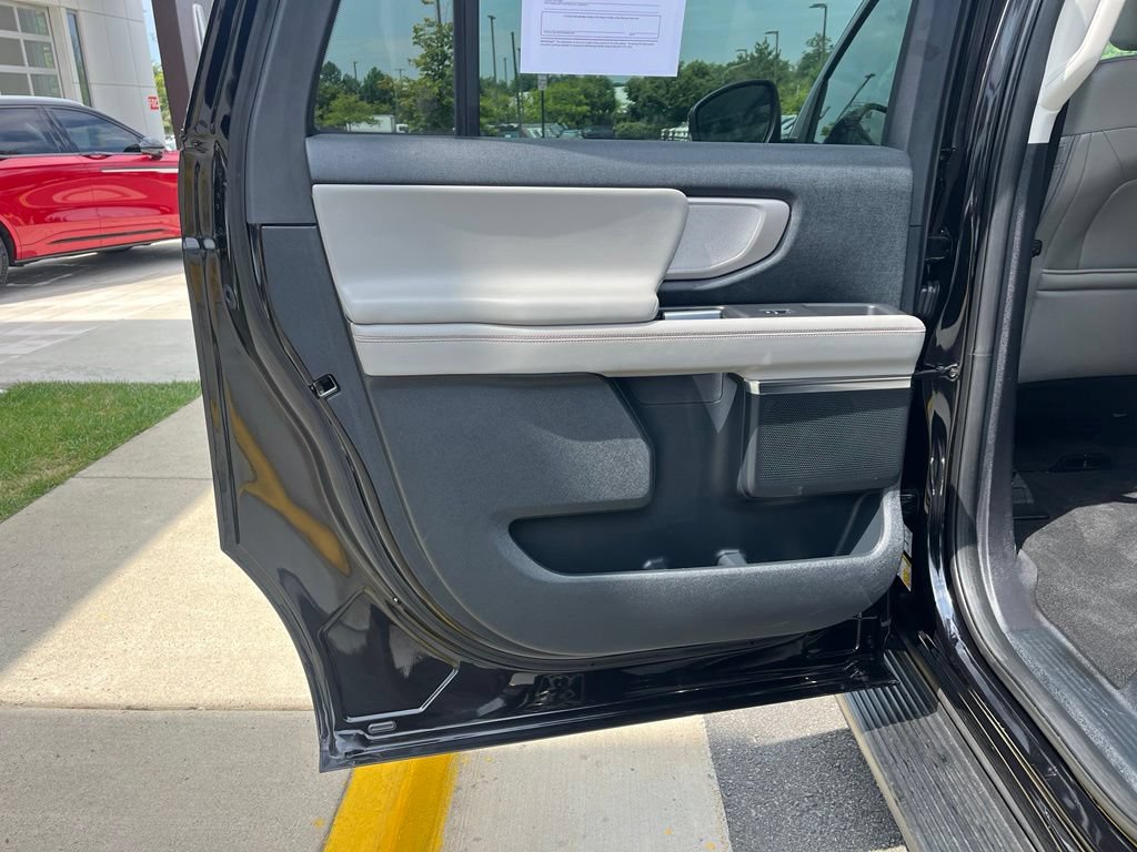 Certified 2025 Ford Expedition Max Active AWD/4WD image 19