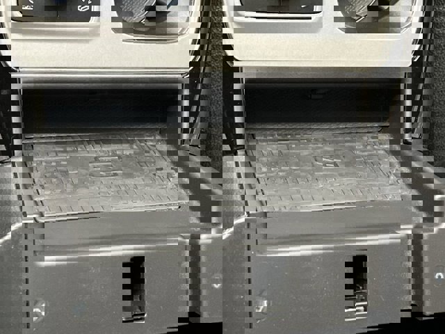 Certified 2023 Ford Explorer ST-Line w/ Class IV Trailer Tow Package image 31