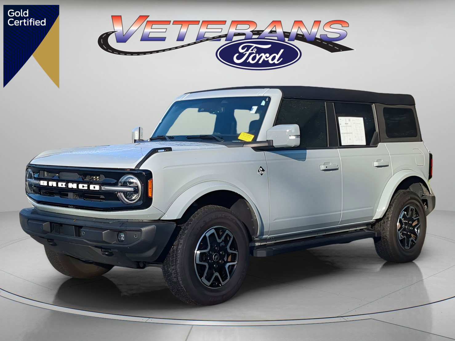 Certified 2024 Ford Bronco Outer Banks