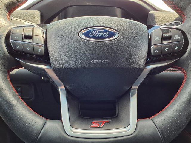 Certified 2025 Ford Explorer ST AWD/4WD image 16