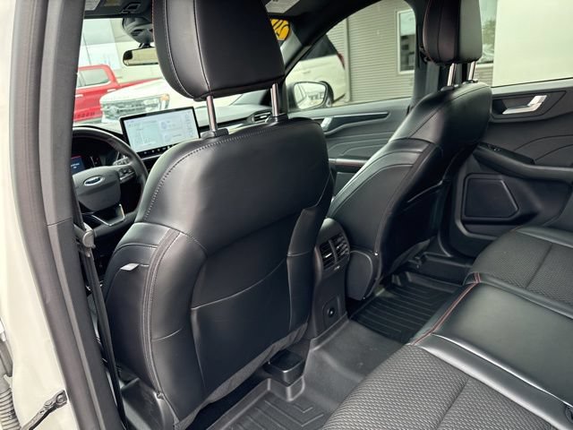 Certified 2024 Ford Escape ST-Line w/ Tech Pack #1 AWD/4WD image 30