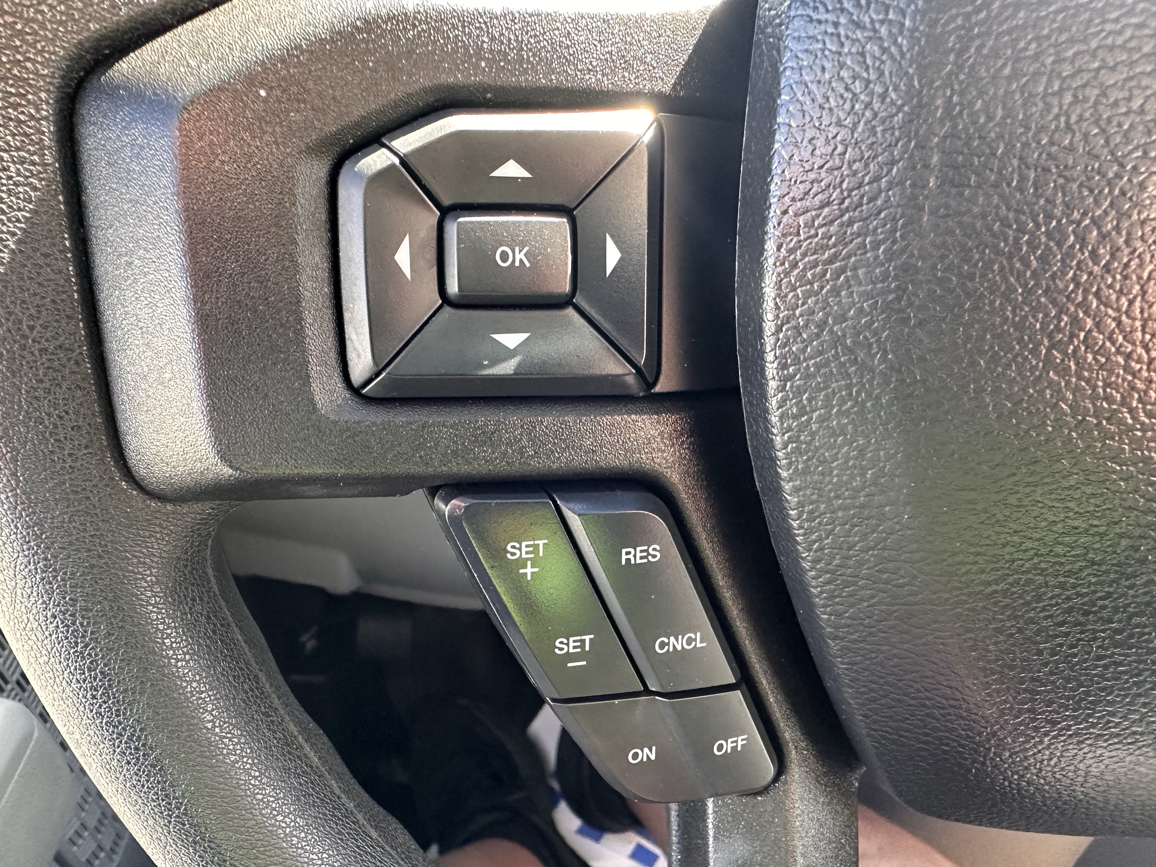 Certified 2023 Ford E-350 and Econoline 350 Super Duty w/ Power Windows & Locks Group RWD image 17