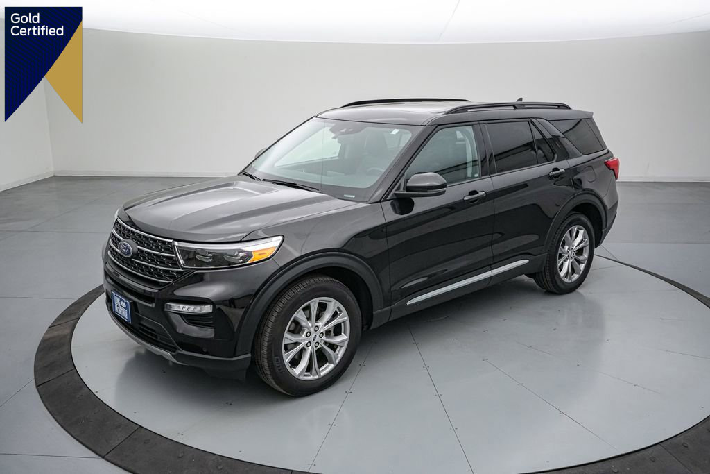 Certified 2024 Ford Explorer XLT w/ Equipment Group 202A