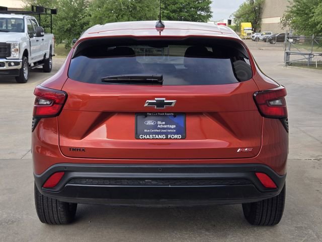 Used 2024 Chevrolet Trax RS w/ Driver Confidence Package image 3