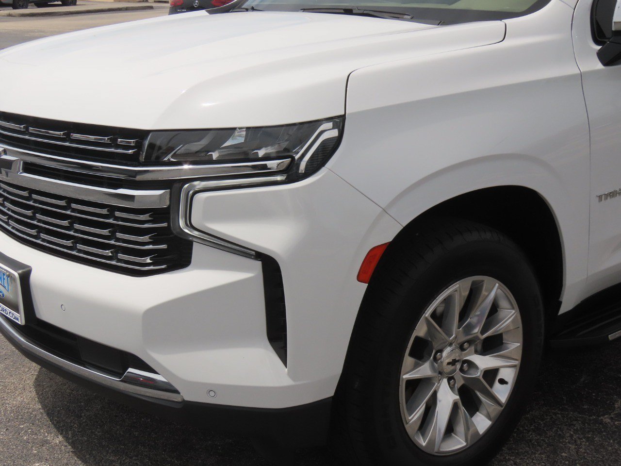 Used 2023 Chevrolet Tahoe Premier RWD image 3