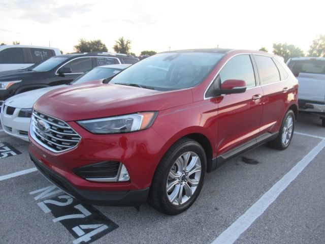 Certified 2022 Ford Edge Titanium w/ Equipment Group 301A AWD/4WD image 3