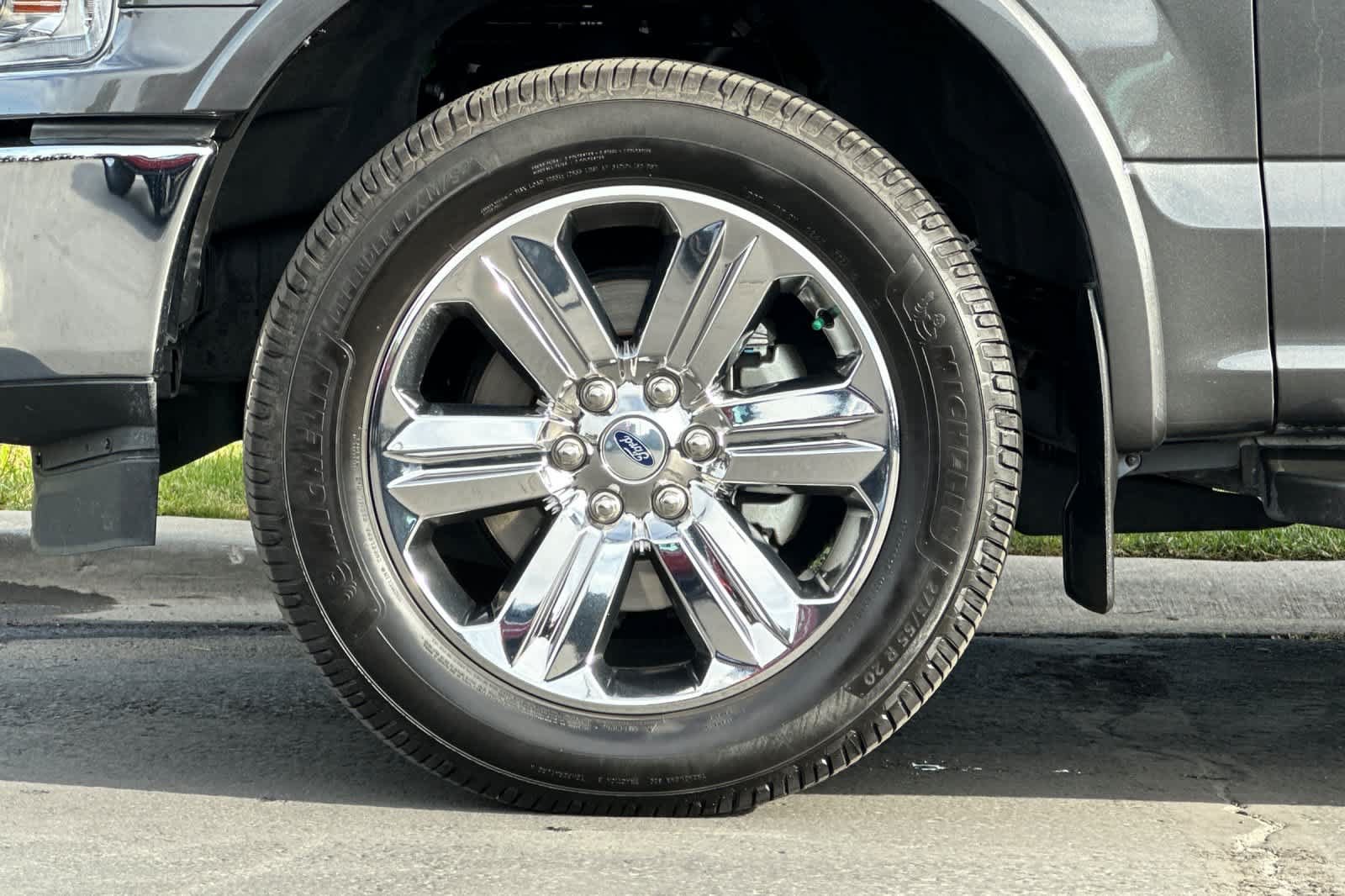 Certified 2019 Ford F150 Lariat w/ Equipment Group 502A Luxury AWD/4WD image 26