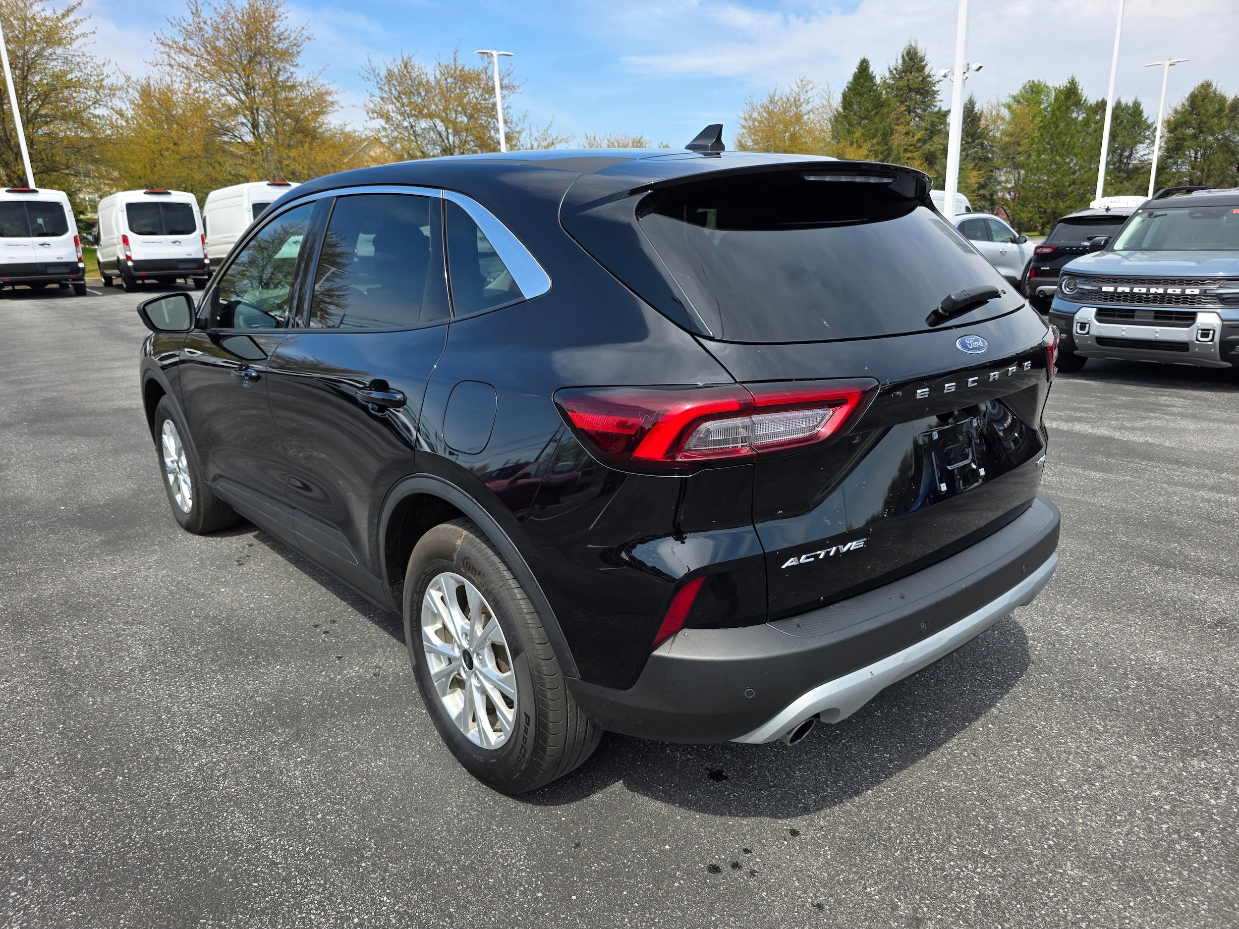 Certified 2023 Ford Escape Active w/ Tech Pack #2 AWD/4WD image 3
