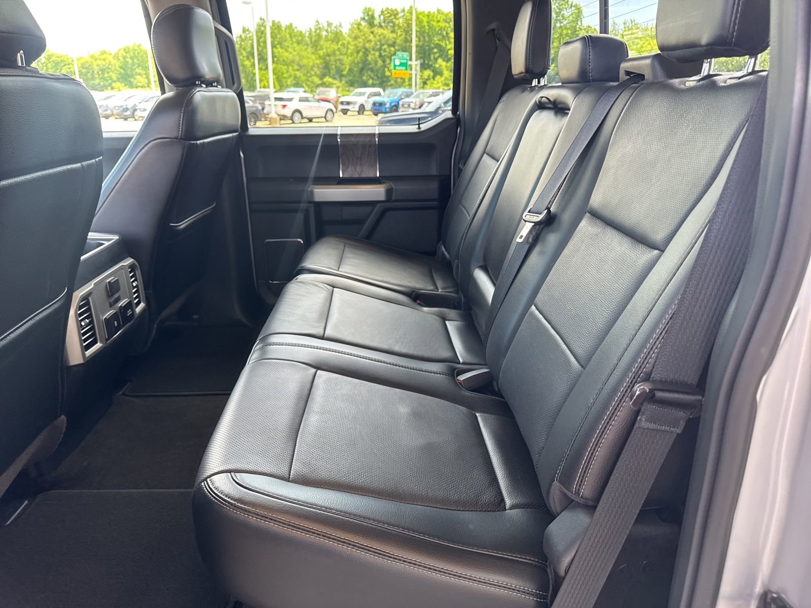 Certified 2017 Ford F250 Lariat w/ Lariat Ultimate Package AWD/4WD image 43