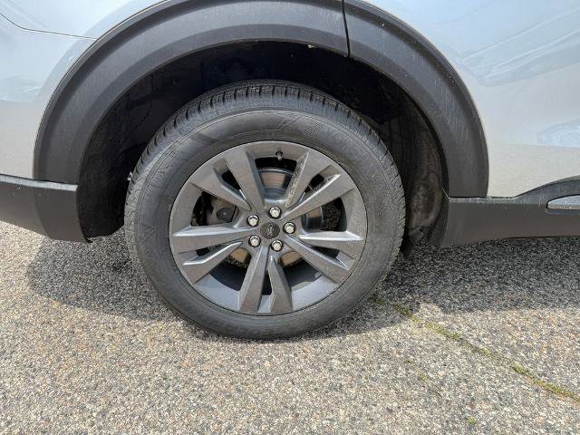 Certified 2023 Ford Explorer XLT w/ Equipment Group 202A AWD/4WD image 29