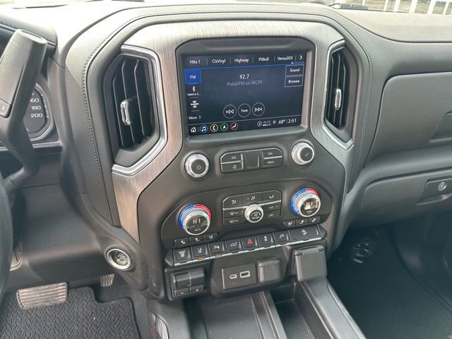 Used 2022 GMC Sierra 2500 Denali AWD/4WD image 18